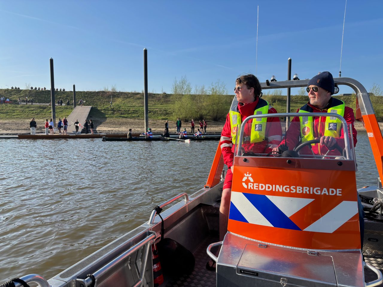 Nijmeegse Reddingsbrigade - Nijmeegsereddingbrigade-bewaking-roei-wedstrijd-7-1280x960